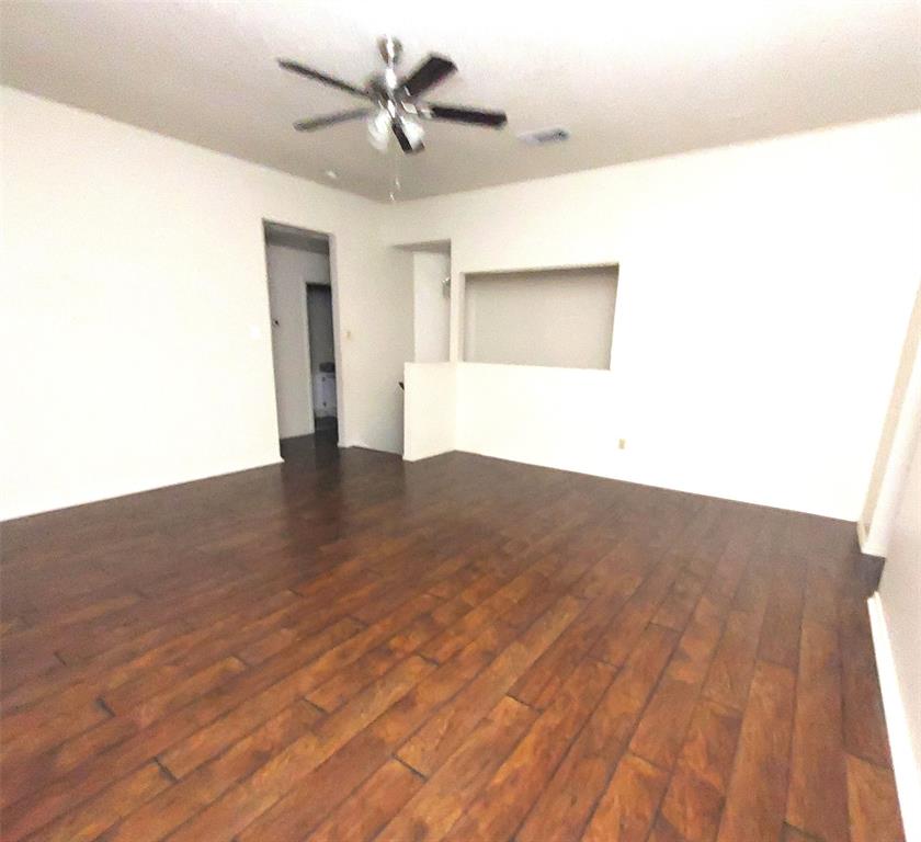 2107 Meadowview Drive Corinth, TX 76210 - Photo 8 of 22