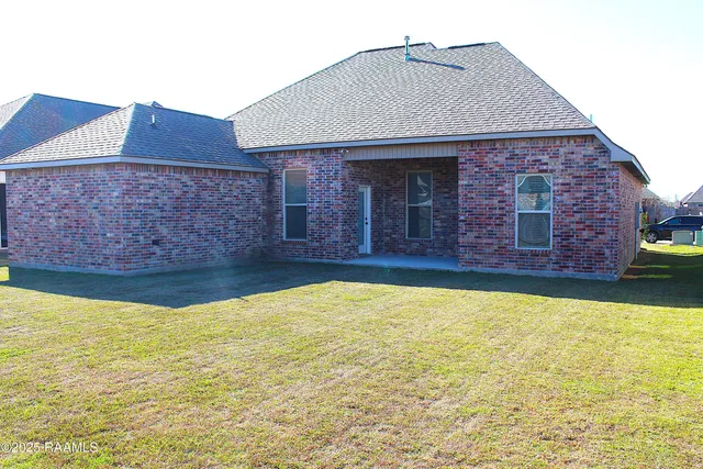 $299,850 | 105 Lillian Street, Broussard, LA 70518