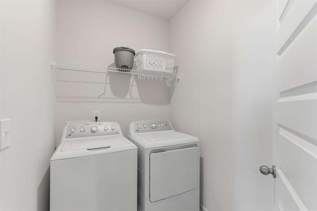 91 Pinnacle Way Jasper, GA 30143 - Photo 29 of 37 a utility room with dryer and washer