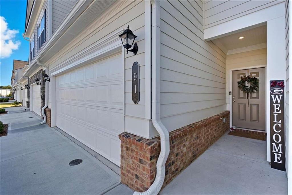 91 Pinnacle Way Jasper, GA 30143 - Photo 5 of 37 a view of a porch