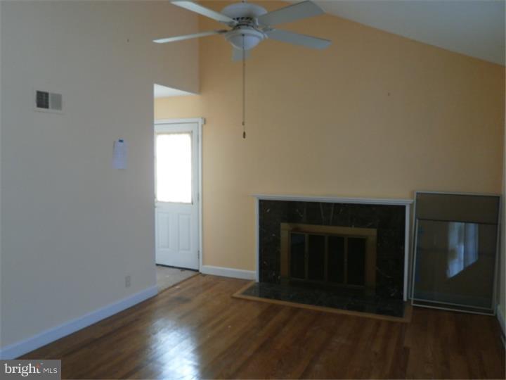 46 Rutledge Avenue Ewing, NJ 08618 - Photo 6 of 21
