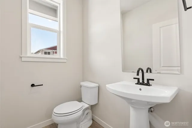 $999,990 | 2067 Northeast Norseman Way, Poulsbo, WA 98370