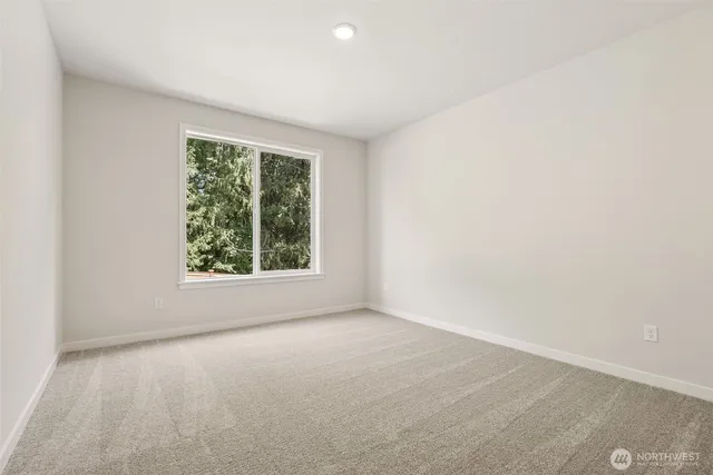 $999,990 | 2067 Northeast Norseman Way, Poulsbo, WA 98370