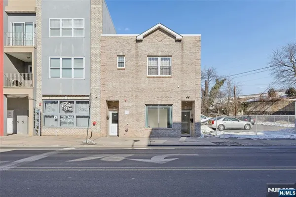 $1,300,000 | 104-108 Harrison Avenue, Harrison, NJ 07029