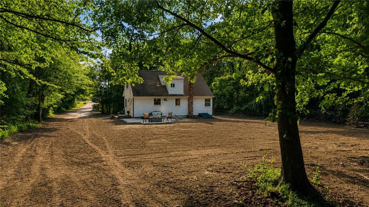 380 Brayton Road Tiverton, RI 02878 - Photo 32 of 36