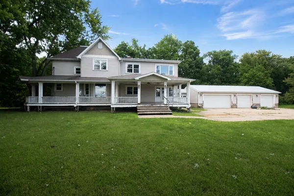 $449,900 | 1502 South Galena Avenue, Dixon, IL 61021
