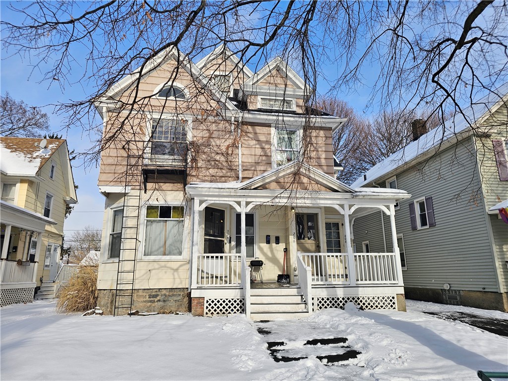 204 Cypress Street Rochester, NY 14620 - Photo 11 of 40