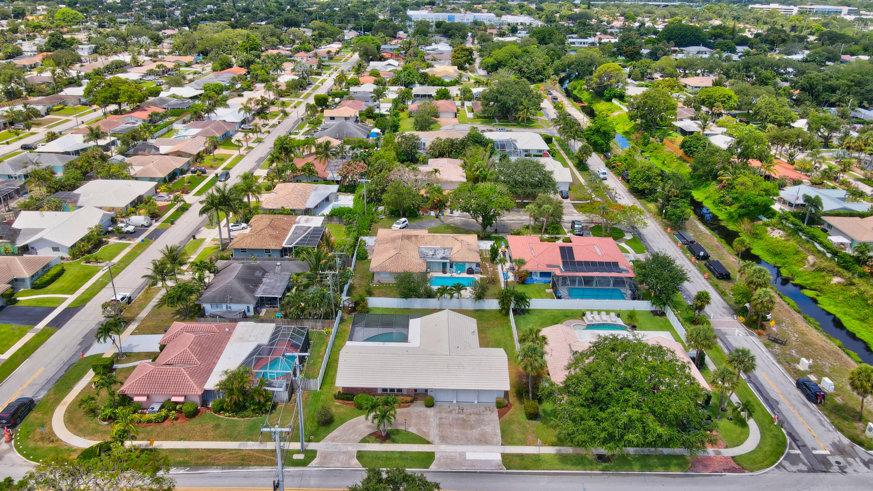 251 Southwest 9th Avenue Boca Raton, FL 33486 - Photo 36 of 37 an aerial view of house with swimming pool outdoor seating and yard