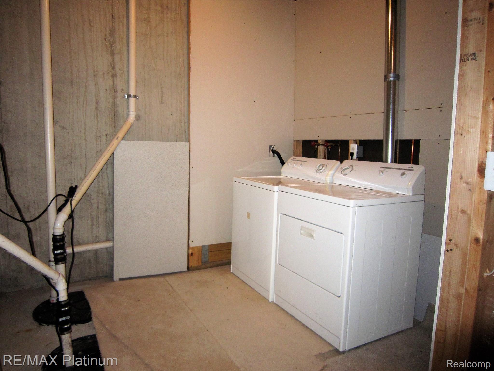2678 Golf Club Road Howell, MI 48843 - Photo 45 of 46 Laundry LL