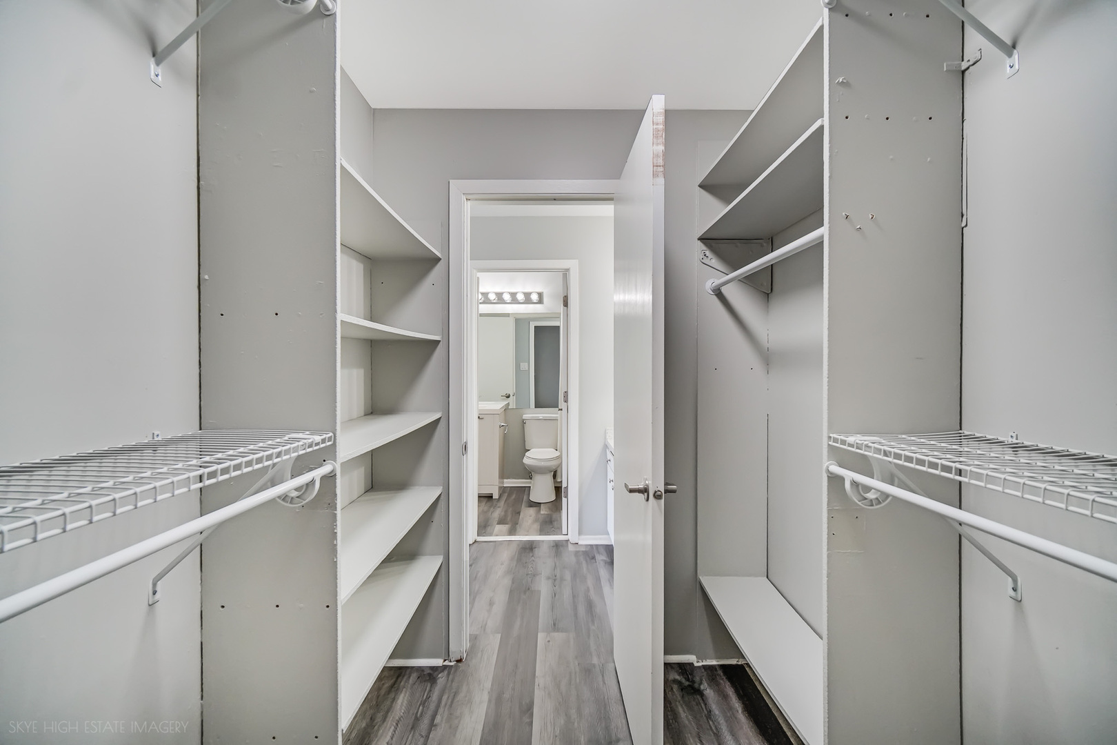 103 Red Barn Road, Unit 103 Matteson, IL 60443 - Photo 14 of 17 a view of walk in closet with empty racks