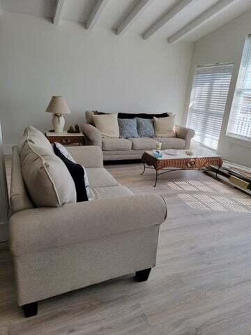 2838 Bay Grove Road Freeport, FL 32439 - Photo 24 of 52 living room
