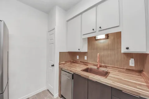 $77,599 | 10047 Westpark Drive, Unit 7, Houston, TX 77042