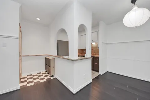 $77,599 | 10047 Westpark Drive, Unit 7, Houston, TX 77042