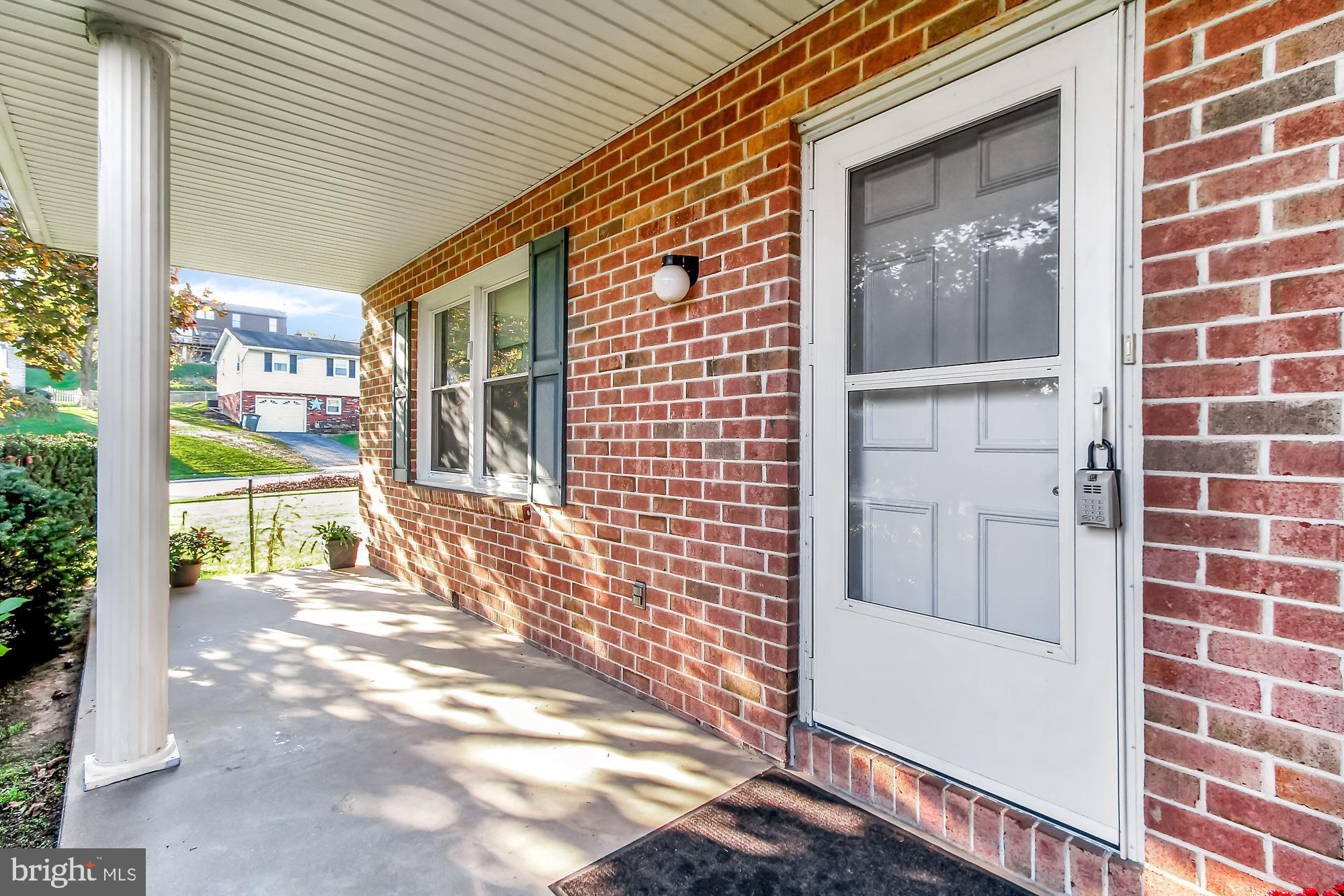 3500 Edenbridge Road York, PA 17402 - Photo 4 of 36 Gallery Image 4