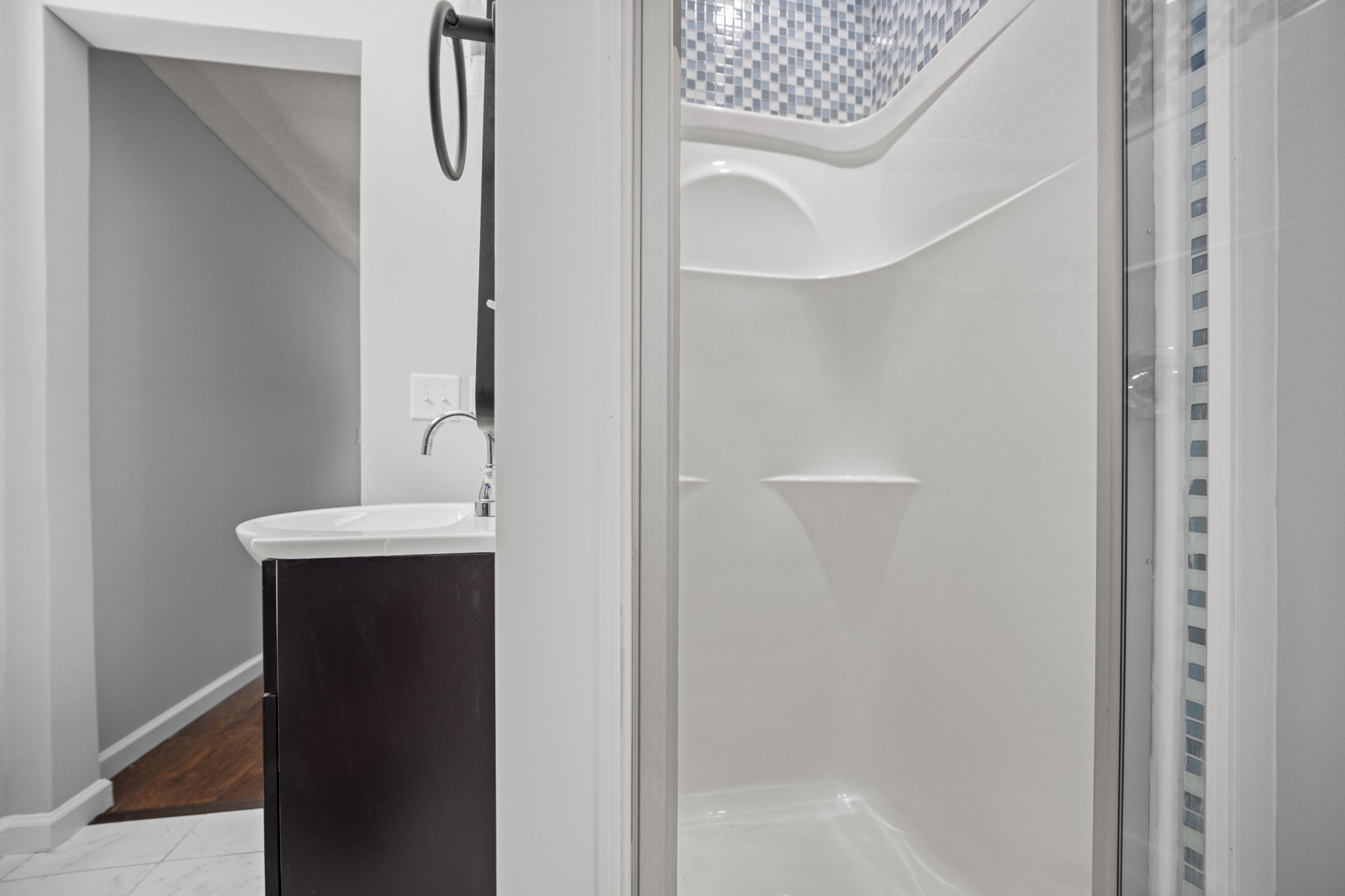 712 Westside Drive Tullahoma, TN 37388 - Photo 21 of 28 a bathroom with a sink and mirror