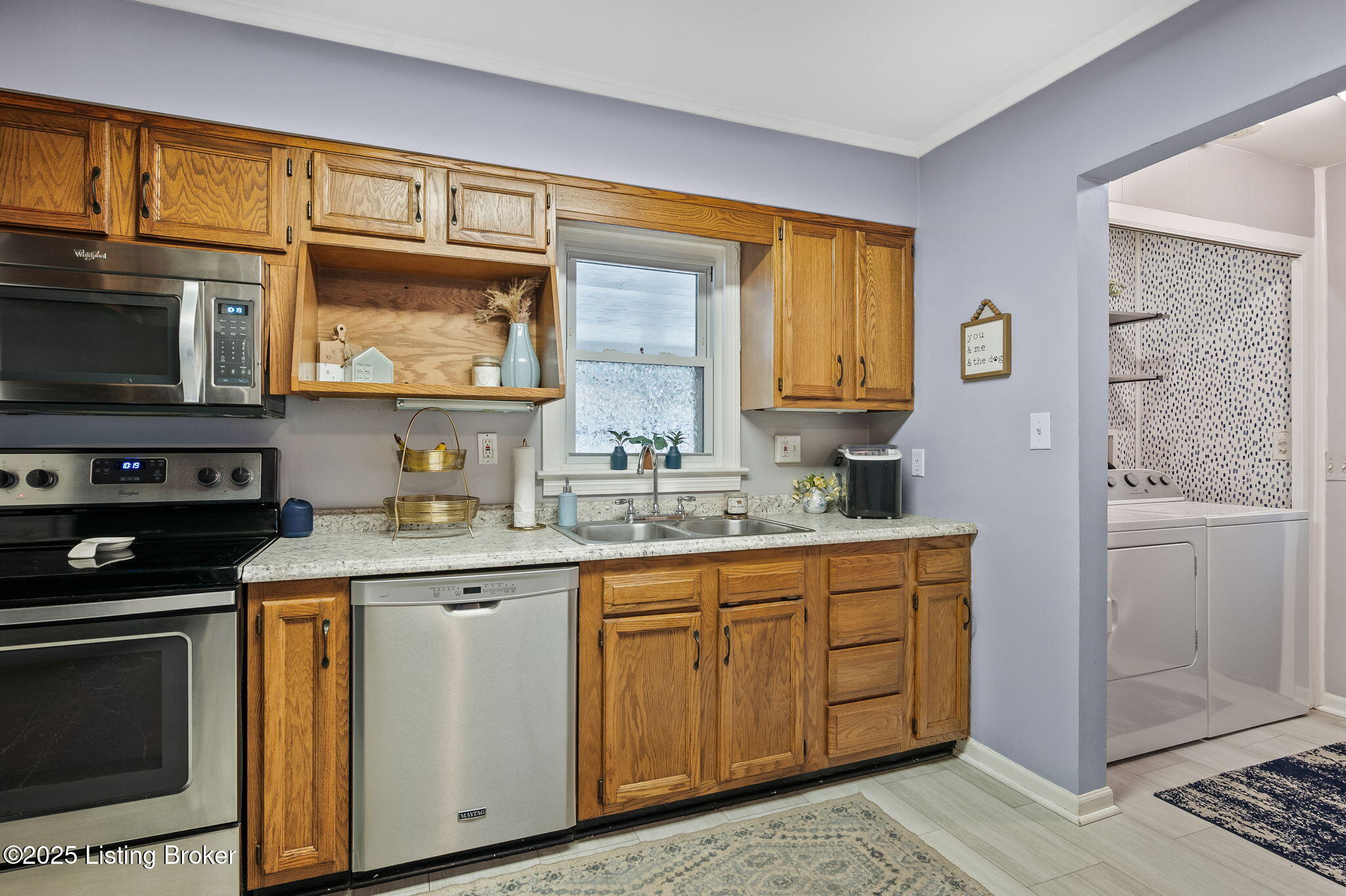 8433 Chase Road Louisville, KY 40258 - Photo 10 of 33 12-web-or-mls-8433-chase-rd