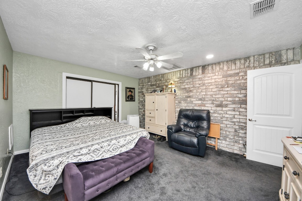 8407 Bandridge Road La Porte, TX 77571 - Photo 16 of 35