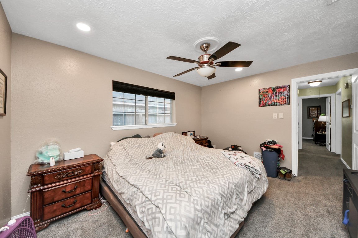 8407 Bandridge Road La Porte, TX 77571 - Photo 21 of 35