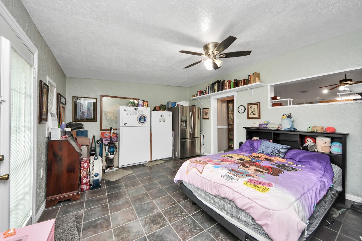 8407 Bandridge Road La Porte, TX 77571 - Photo 24 of 35 Extra Room 2