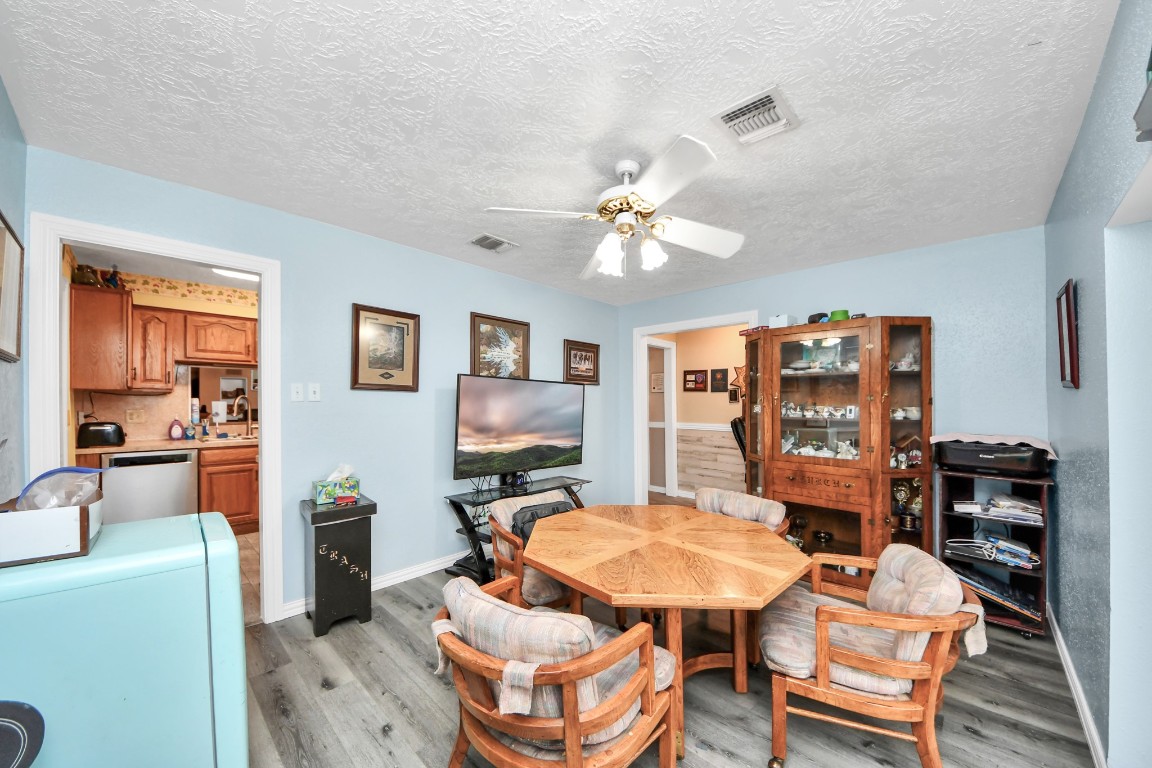 8407 Bandridge Road La Porte, TX 77571 - Photo 8 of 35