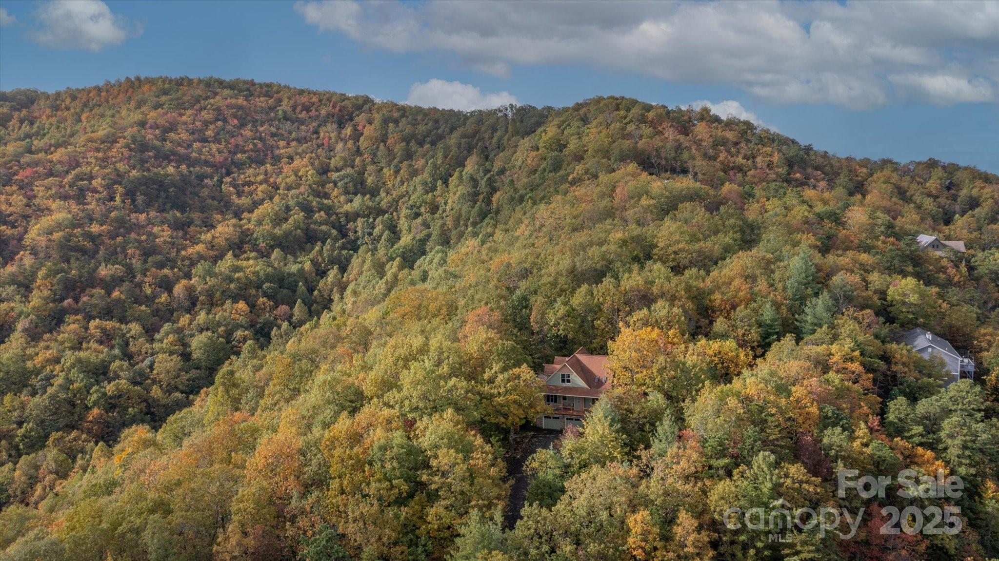 94 Davey Crockett Road Fairview, NC 28730 - Photo 38 of 41 a view of a building