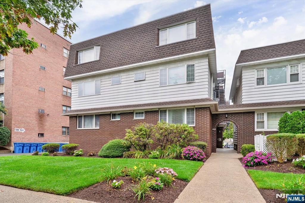 101 Orient Way, Unit 2D1 Rutherford, NJ 07070 - Photo 2 of 26 Gallery Image 2