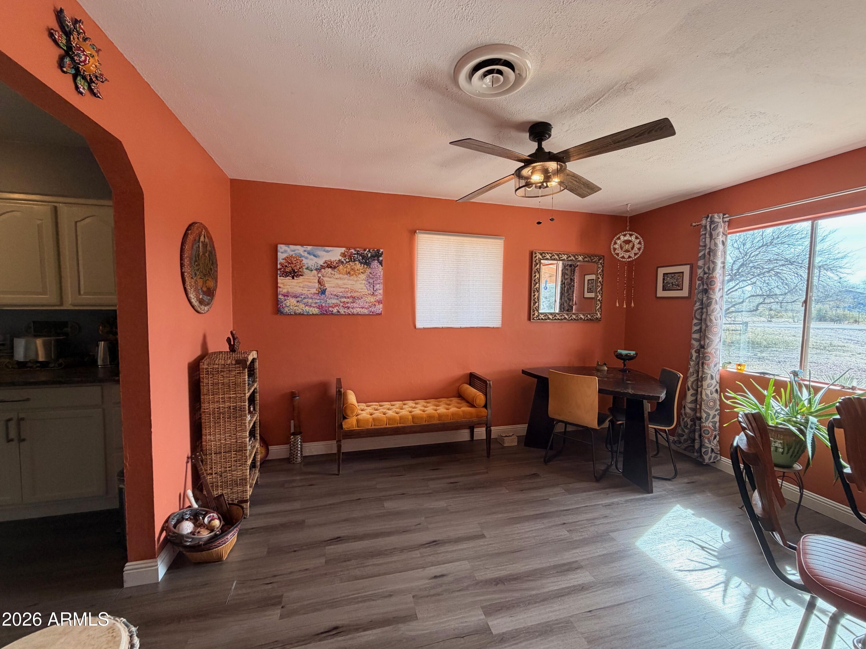 1428 North Cemetery Road Benson, AZ 85602 - Photo 7 of 37 IMG_1004