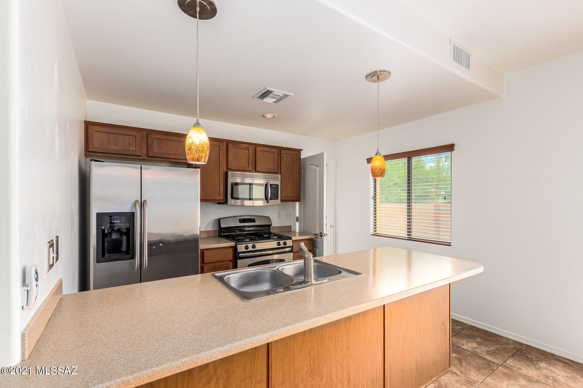 4178 North Fortune Loop Tucson, AZ 85719 - Photo 9 of 25