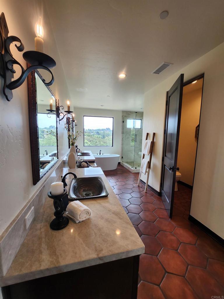 1010 Willow Creek Lane Fallbrook, CA 92028 - Photo 21 of 69