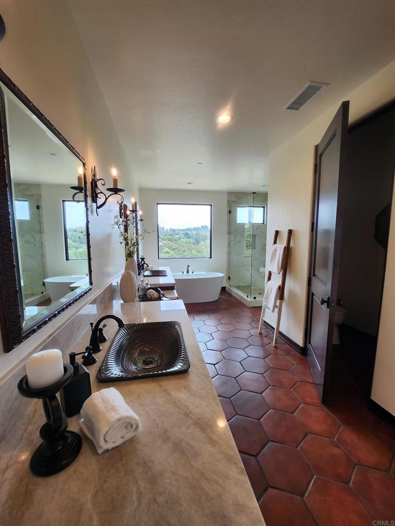 1010 Willow Creek Lane Fallbrook, CA 92028 - Photo 22 of 69