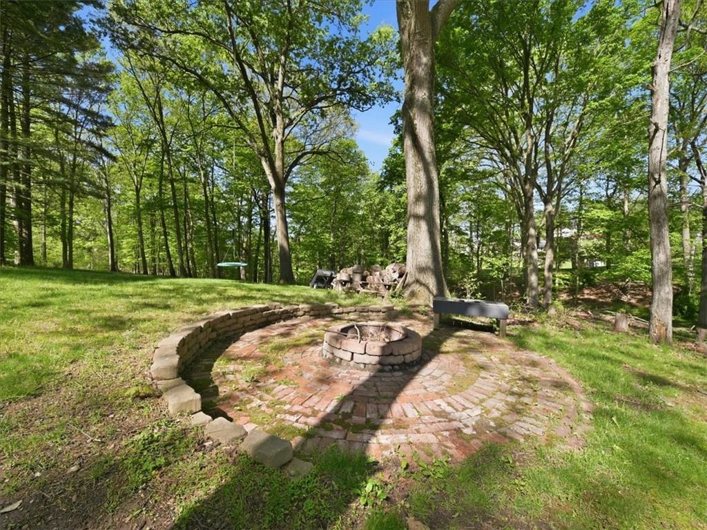 1749 Brodhead Road Coraopolis, PA 15108 - Photo 29 of 36 Gallery Image 29