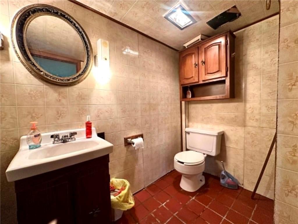 1716 Middle Street Pittsburgh, PA 15215 - Photo 26 of 31 Lower level