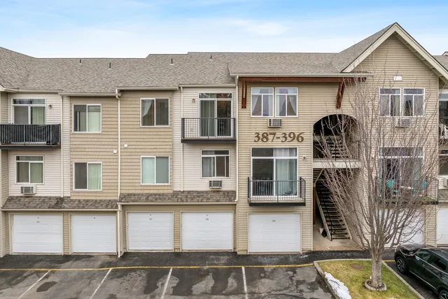 $250,000 | 22855 East Country Vista Drive, Unit 393, Liberty Lake, WA 99019