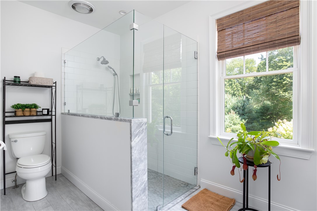 403 Drift Road Westport, MA 02790 - Photo 18 of 43