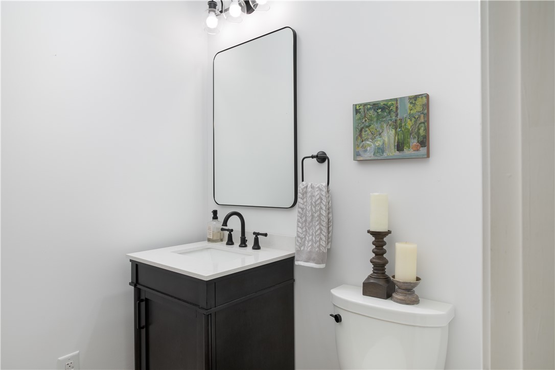 403 Drift Road Westport, MA 02790 - Photo 21 of 43