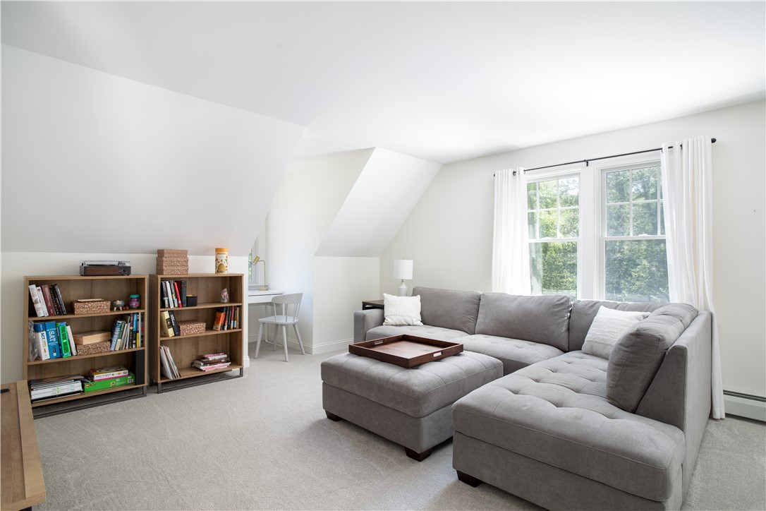 403 Drift Road Westport, MA 02790 - Photo 22 of 43