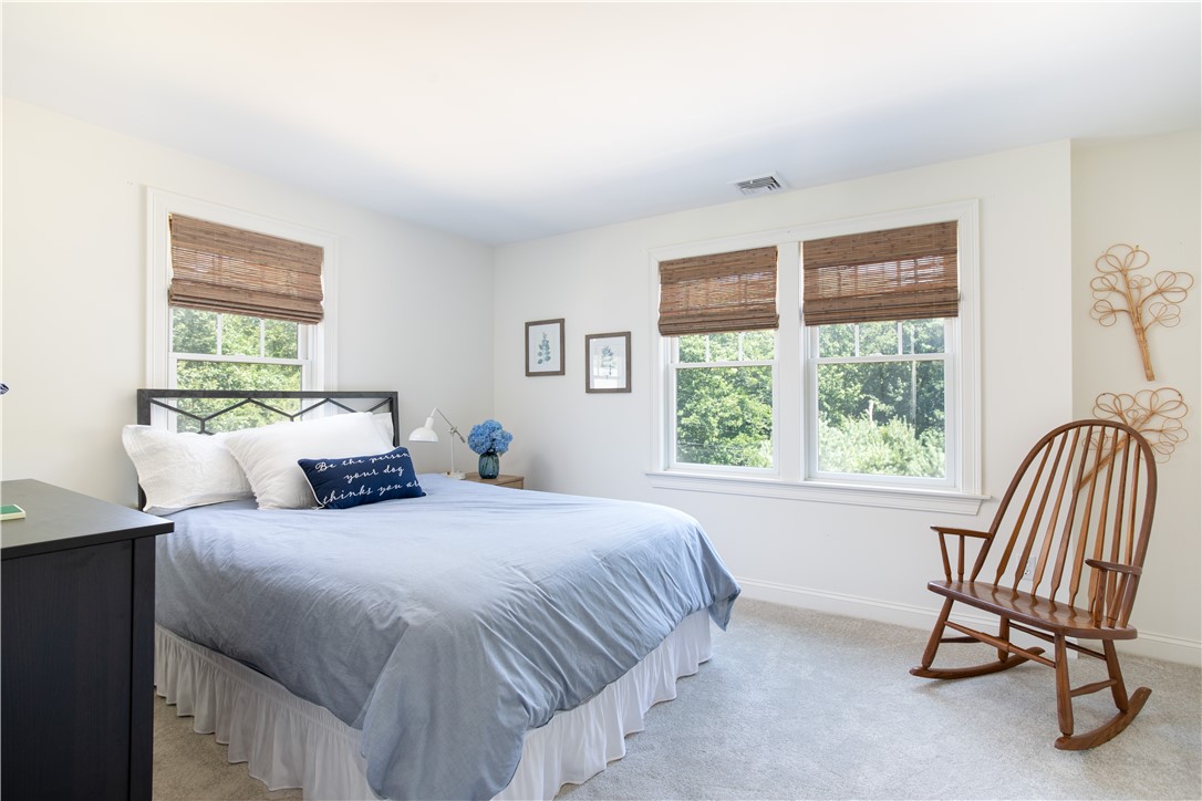 403 Drift Road Westport, MA 02790 - Photo 24 of 43