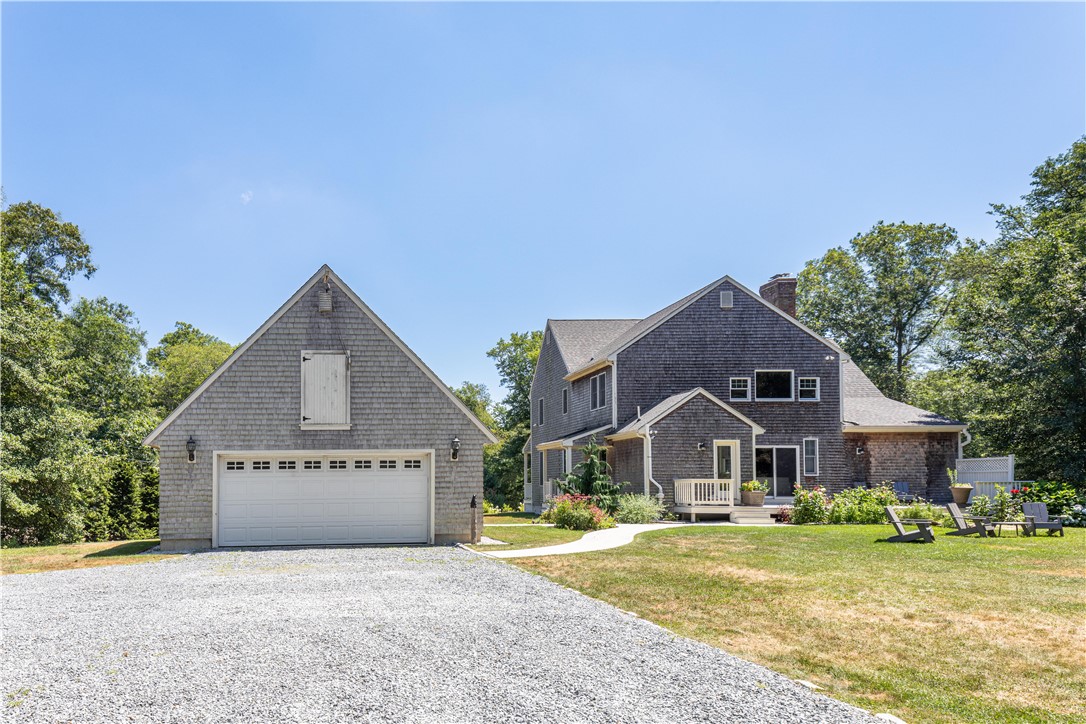 403 Drift Road Westport, MA 02790 - Photo 4 of 43