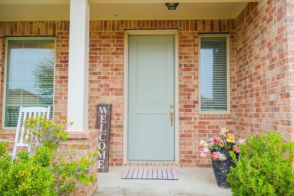 5319 Decatur Court Dickinson, TX 77539 - Photo 5 of 38