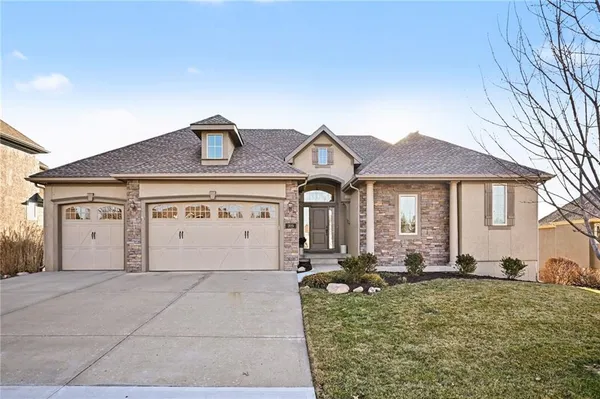 $785,000 | 1819 Northeast 102nd Terrace, Kansas City, MO 64155