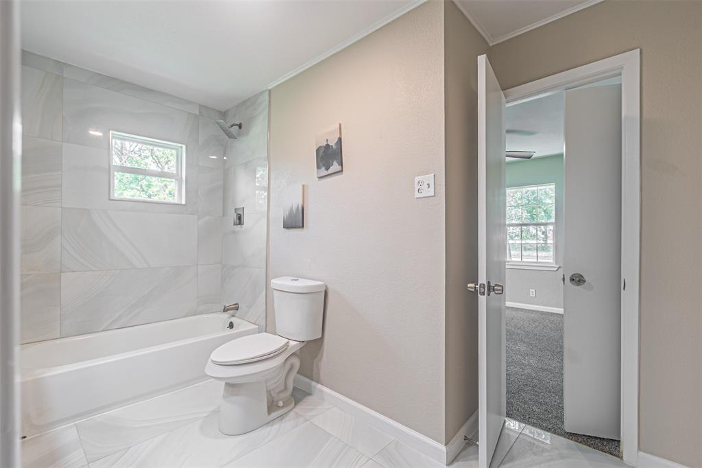 5307 Kelly Elliott Road Arlington, TX 76017 - Photo 14 of 29