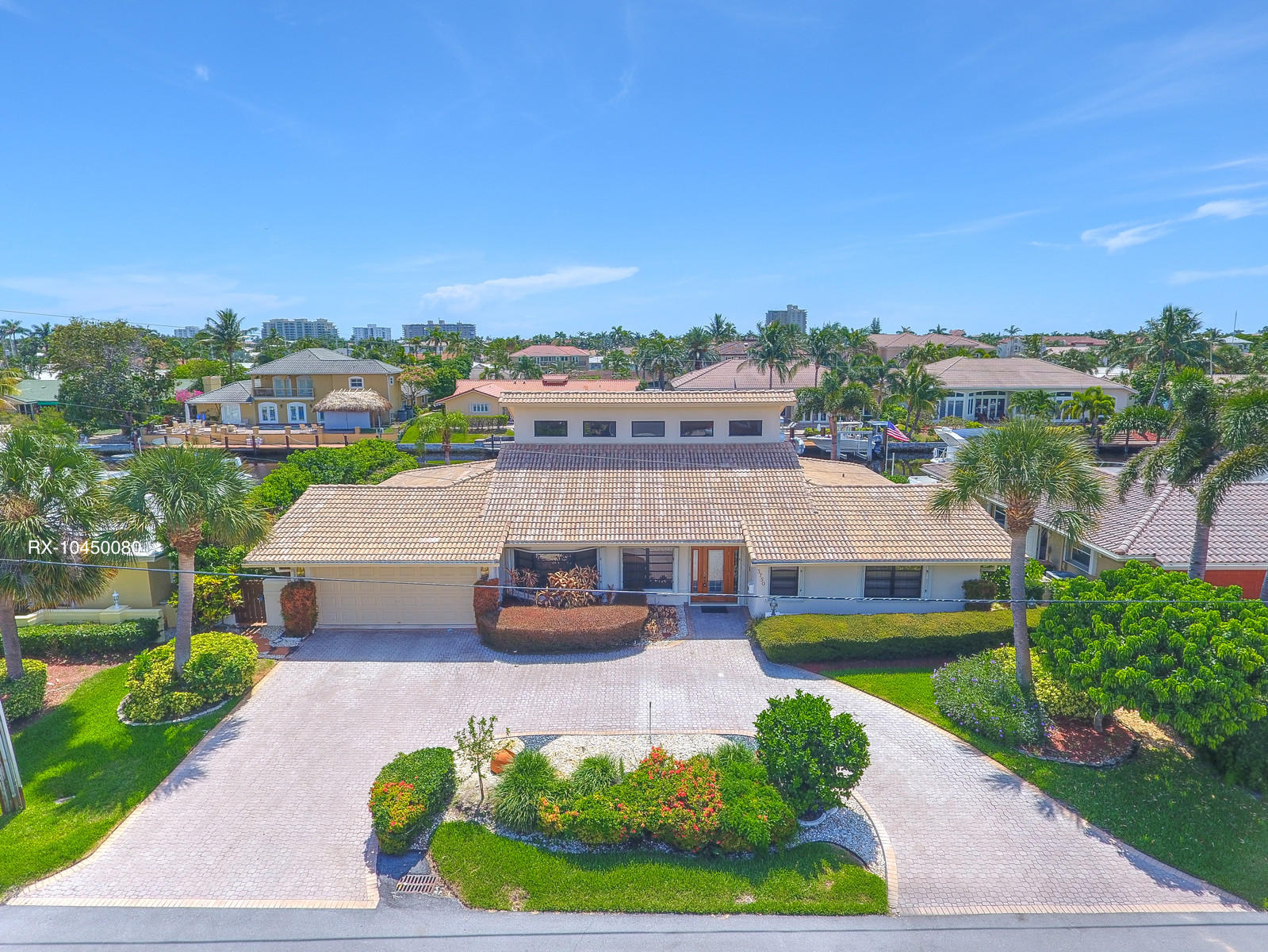 3750 Northeast 25th Avenue Lighthouse Point, FL 33064 - Photo 2 of 28 Front Aerial