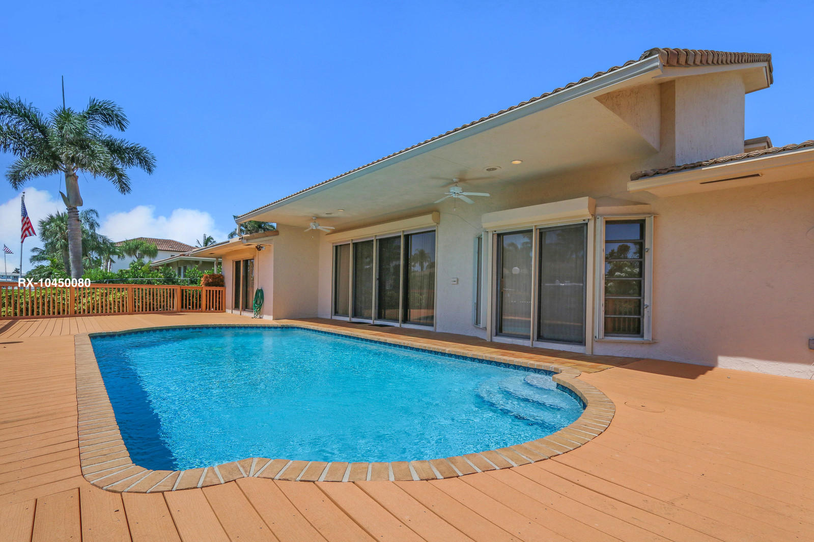 3750 Northeast 25th Avenue Lighthouse Point, FL 33064 - Photo 26 of 28 Pool