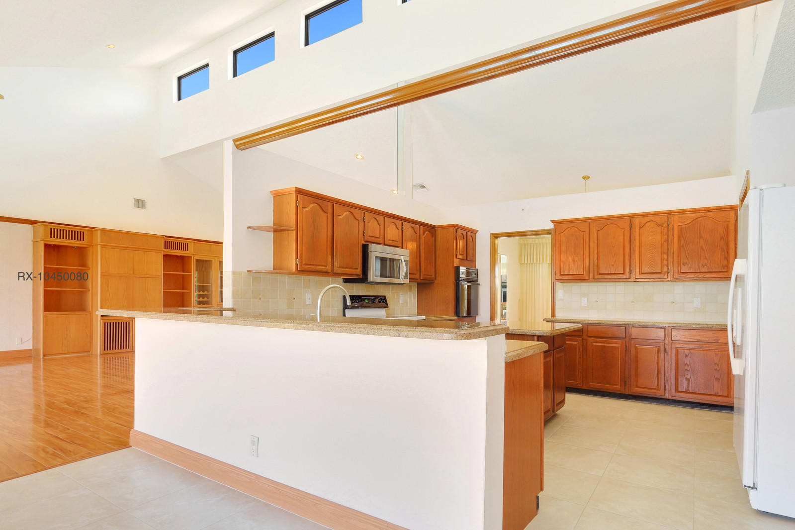 3750 Northeast 25th Avenue Lighthouse Point, FL 33064 - Photo 7 of 28 Kitchen