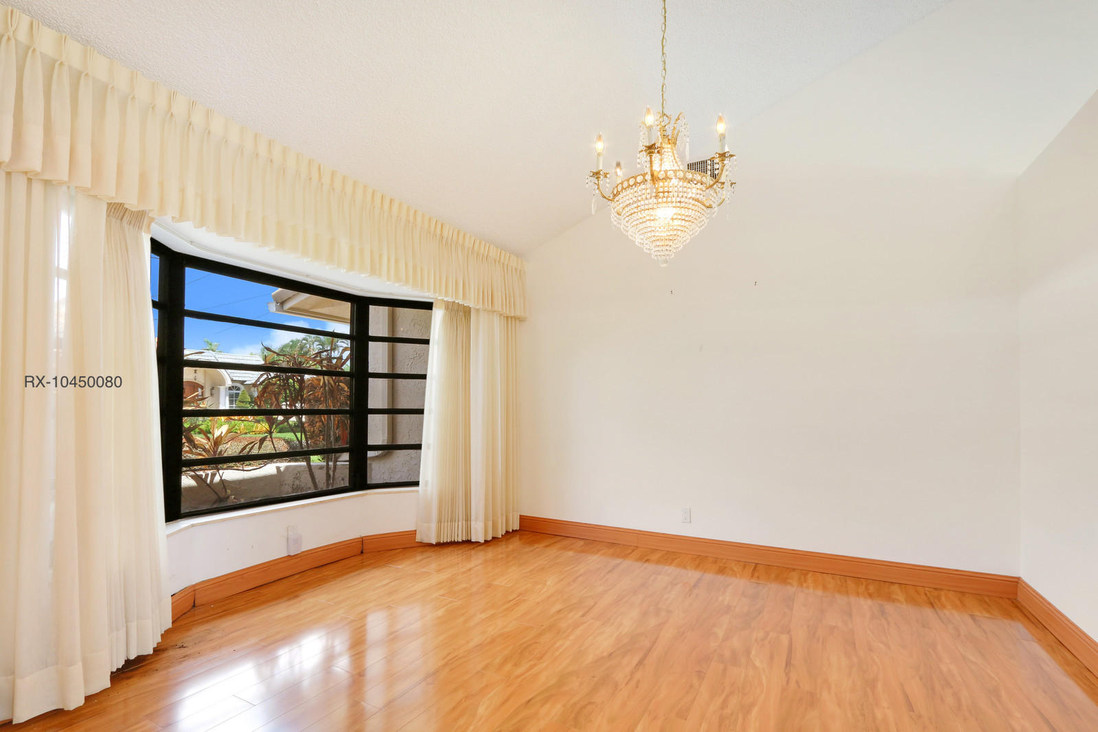 3750 Northeast 25th Avenue Lighthouse Point, FL 33064 - Photo 10 of 28 Formal Dining