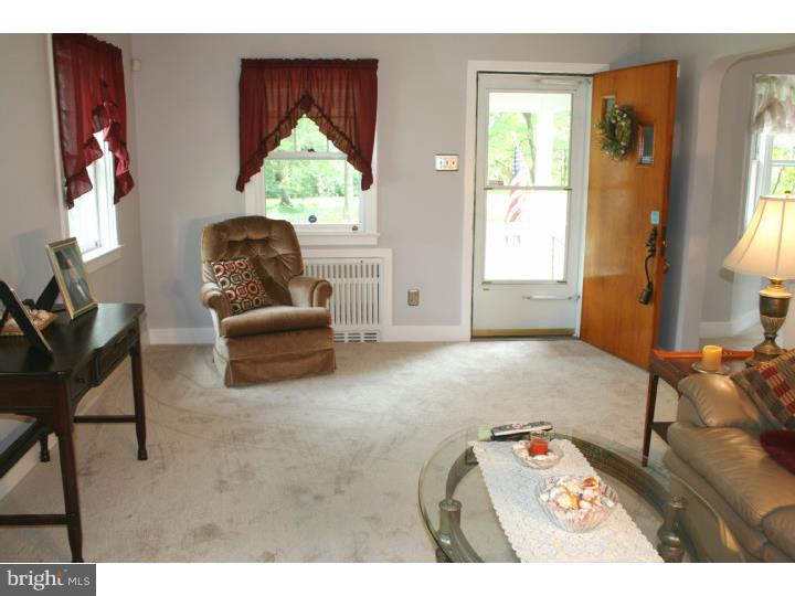 1316 Natalie Road Phoenixville, PA 19460 - Photo 12 of 24 Living Room