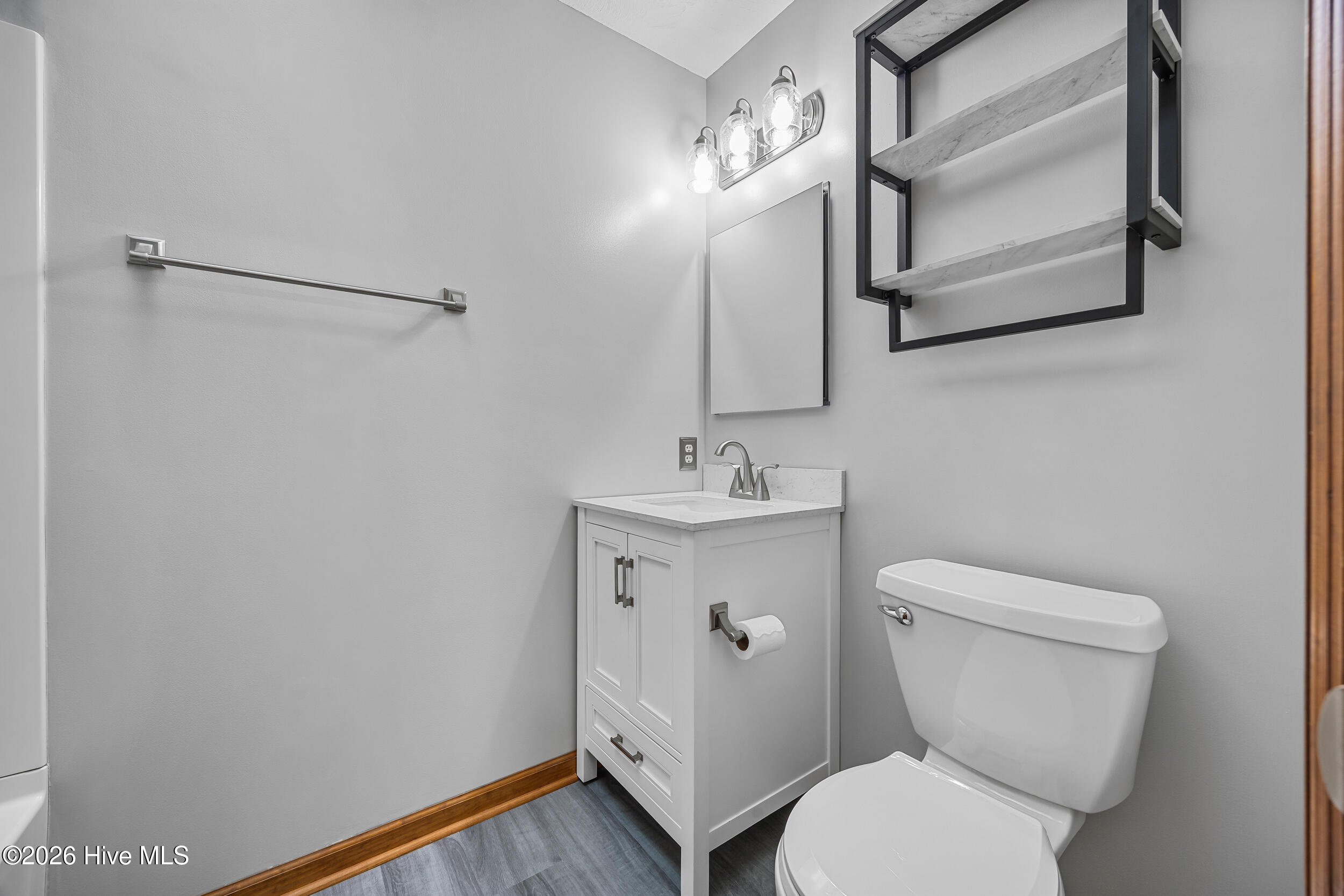 1107 Gould Road Jacksonville, NC 28540 - Photo 13 of 62 13_bathroom