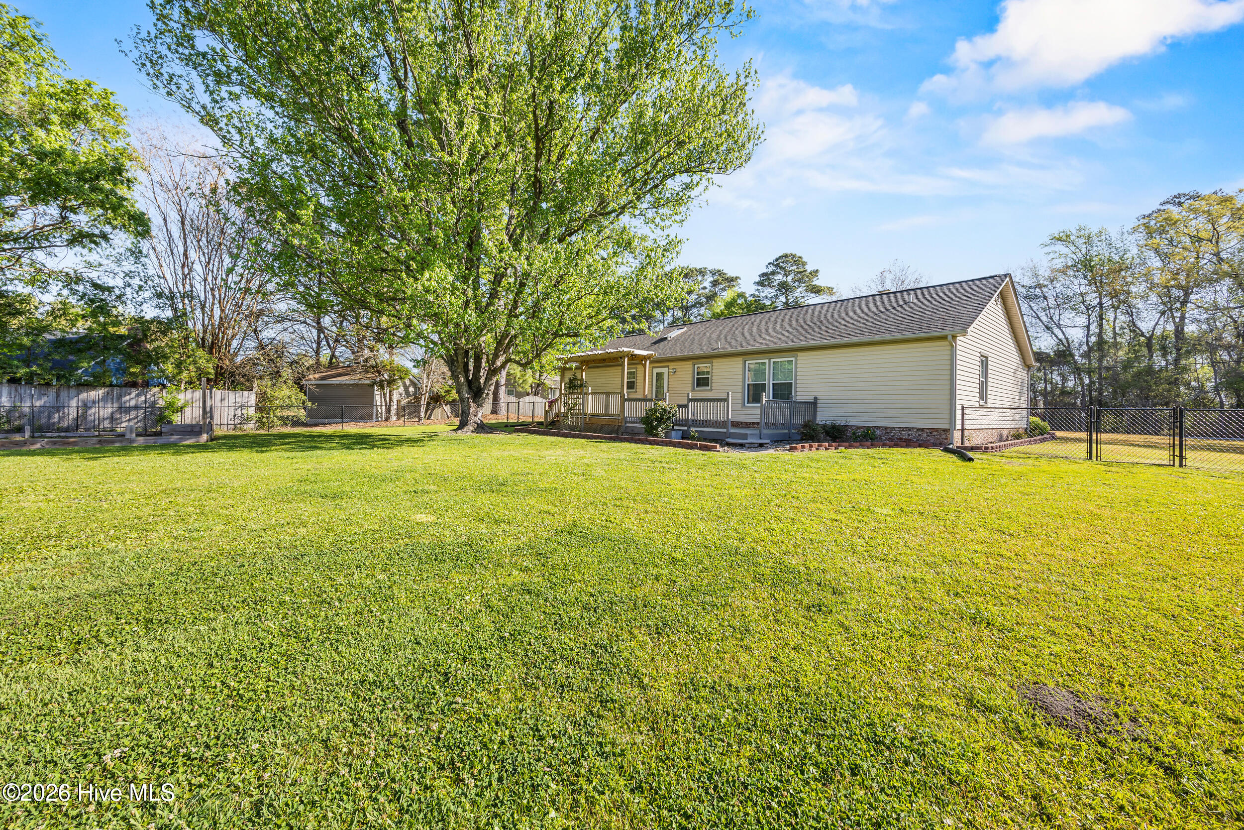 1107 Gould Road Jacksonville, NC 28540 - Photo 36 of 62 36_back exterior