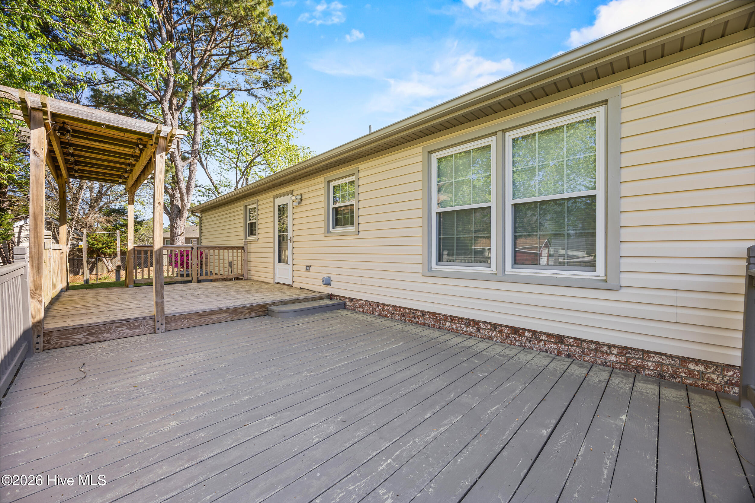1107 Gould Road Jacksonville, NC 28540 - Photo 40 of 62 40_deck