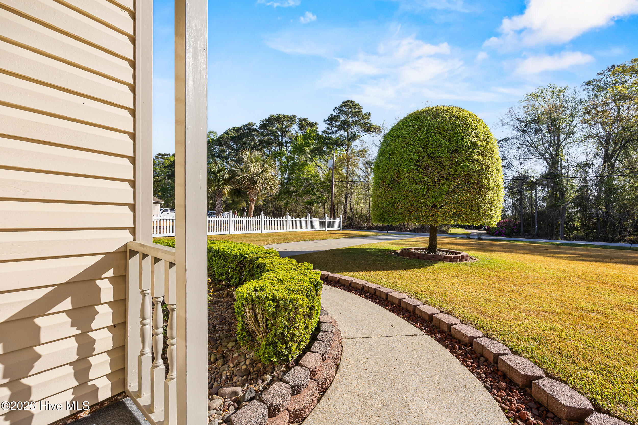 1107 Gould Road Jacksonville, NC 28540 - Photo 6 of 62 6_pathway